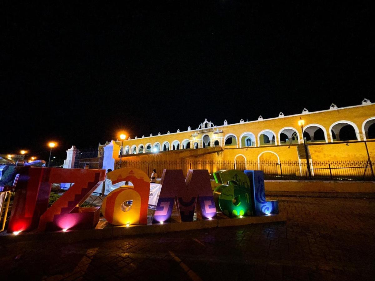 Bed and Breakfast Buenosdias Izamal Esterno foto